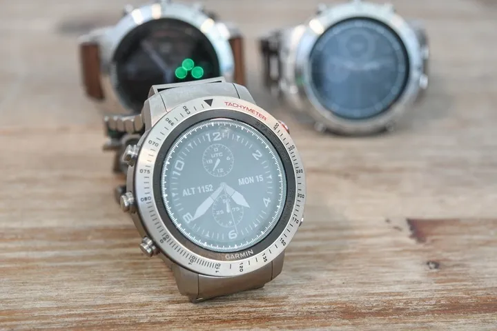 Линейка Garmin fenix Chronos: сталь, титан, кожа
