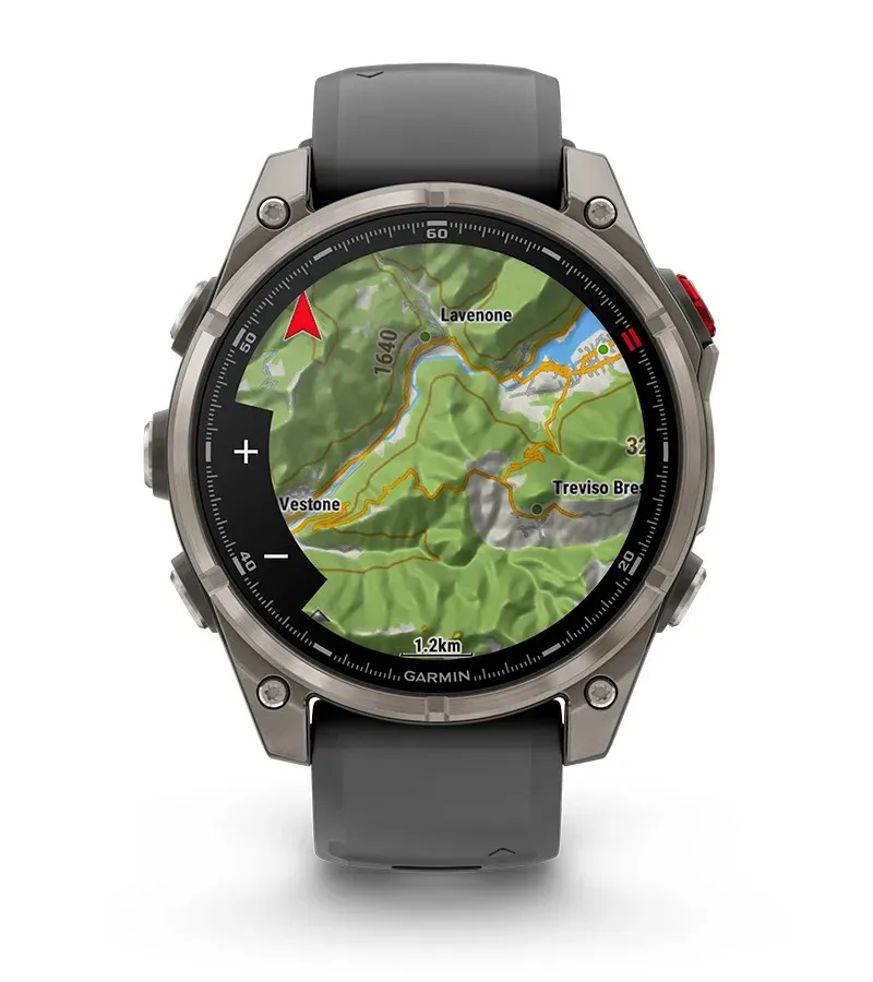 Карта на AMOLED экране Garmin Fenix 8 Pro