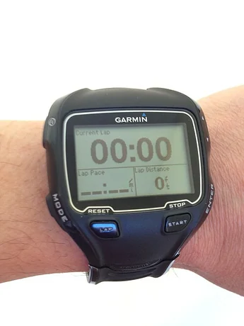 Garmin Forerunner 910XT, 2011 год