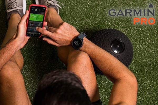 Почему спортсмену нужны часы Garmin? 10 причин перейти с телефона или Apple Watch (2026)